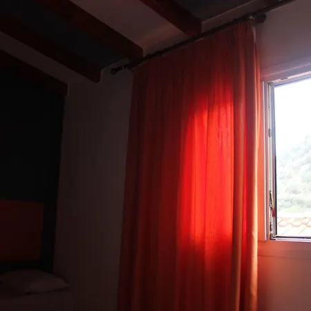 Πανδοχείο Vrenthi *